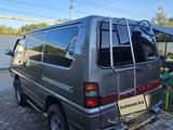 Mitsubishi Delica 1996 годаfor2 600 000 тг. в Алматы – фото 3