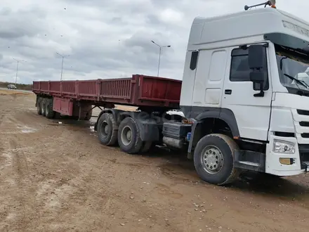 Howo  6X4 2015 года за 24 500 000 тг. в Астана – фото 2