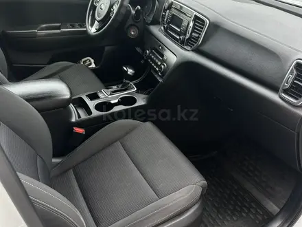 Kia Sportage 2018 года за 9 700 000 тг. в Алматы – фото 7