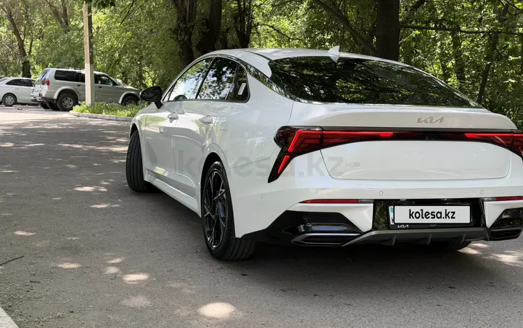 Kia K5 2023 года за 16 500 000 тг. в Алматы
