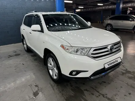 Toyota Highlander 2012 года за 14 000 000 тг. в Усть-Каменогорск