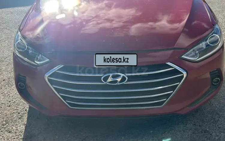 Hyundai Elantra 2018 года за 3 600 000 тг. в Актау