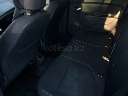 Renault Logan 2016 года за 4 200 000 тг. в Усть-Каменогорск – фото 15