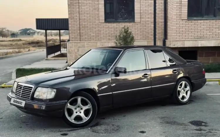 Mercedes-Benz E 280 1993 года за 2 000 000 тг. в Жезказган