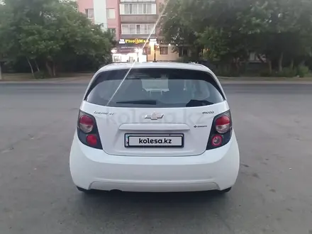 Chevrolet Aveo 2014 года за 2 700 000 тг. в Астана – фото 7