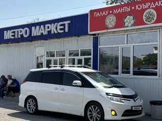Toyota Estima, 2011