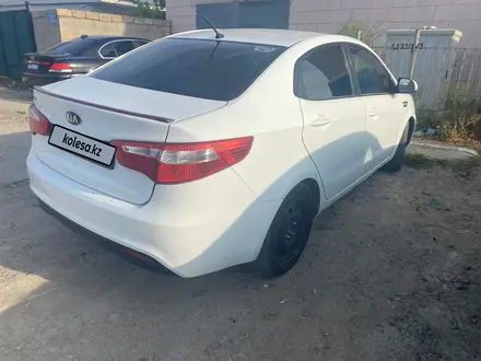 Kia Rio 2014 года за 4 500 000 тг. в Атырау – фото 3