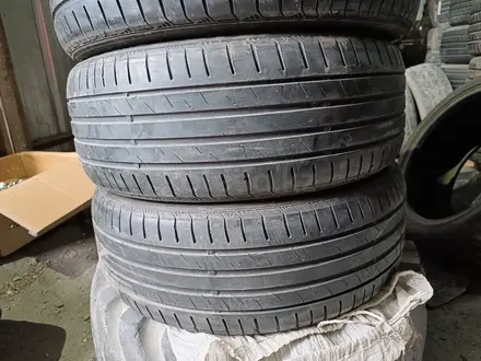 215/55R17 Roadstone за 70 000 тг. в Алматы – фото 10