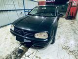 Volkswagen Golf 2000 года за 1 800 000 тг. в Актау – фото 3