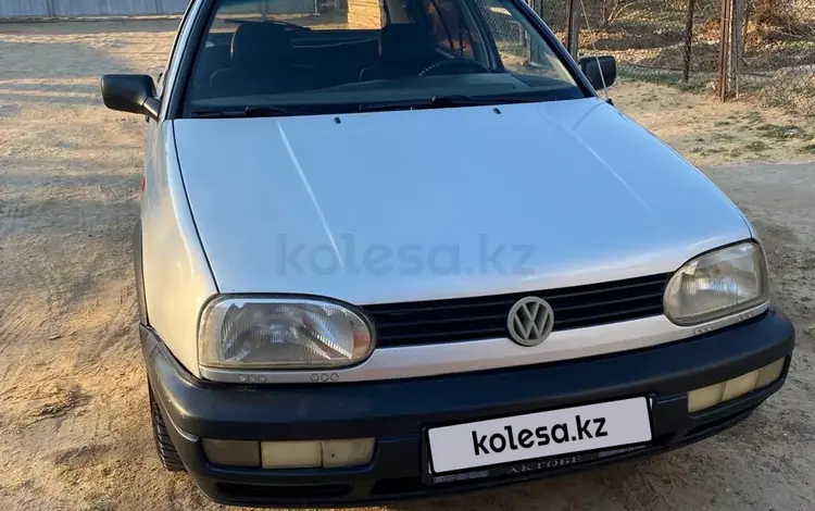 Volkswagen Golf 1994 годаүшін1 100 000 тг. в Кульсары