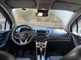 Chevrolet Tracker 2014 годаүшін3 500 000 тг. в Актау – фото 4