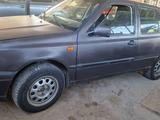 Volkswagen Vento 1994 года за 450 000 тг. в Шымкент