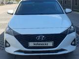 Hyundai Accent 2020 года за 6 500 000 тг. в Актобе – фото 2