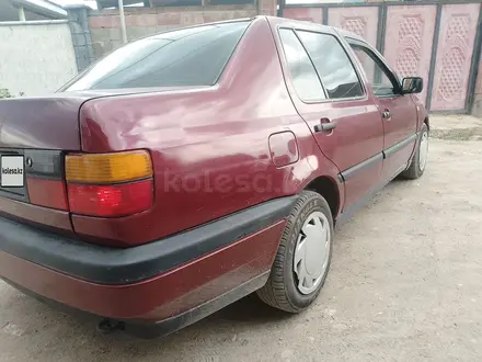 Volkswagen Vento 1992 года за 1 400 000 тг. в Алматы – фото 2