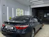 Toyota Camry 2015 года за 9 400 000 тг. в Актау – фото 2