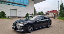 Toyota Camry 2023 годаүшін15 300 000 тг. в Алматы – фото 4