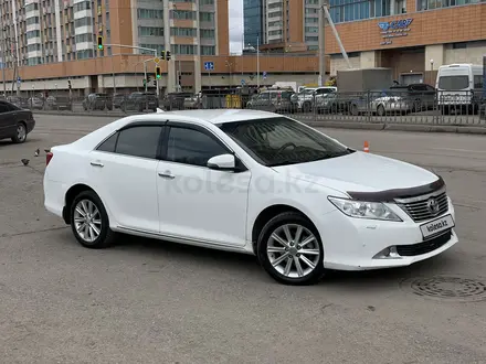 Toyota Camry 2014 года за 8 600 000 тг. в Астана