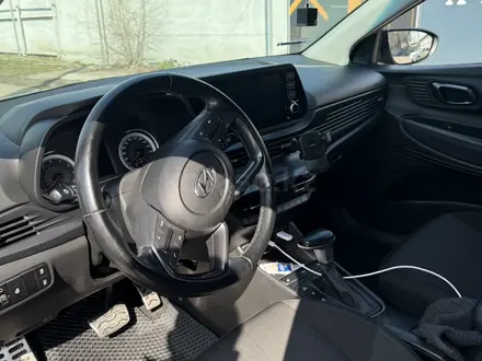 Hyundai Bayon 2023 года за 7 000 000 тг. в Алматы – фото 6