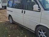 Volkswagen Multivan 1995 года за 3 500 000 тг. в Астана – фото 4