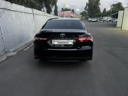 Toyota Camry 2019 года за 17 000 000 тг. в Алматы – фото 4