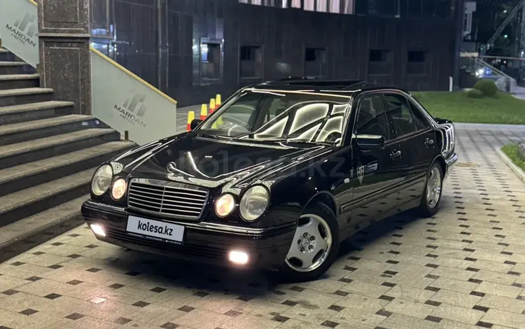 Mercedes-Benz E 320 1998 года за 3 150 000 тг. в Шымкент