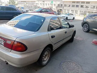 Mazda 323, 1994