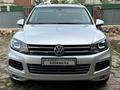 Volkswagen Touareg 2011 года за 12 750 000 тг. в Астана – фото 3