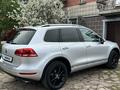 Volkswagen Touareg 2011 года за 12 750 000 тг. в Астана – фото 5