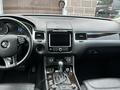 Volkswagen Touareg 2011 года за 12 750 000 тг. в Астана – фото 8