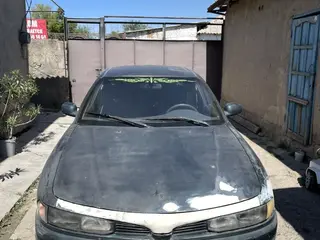Mitsubishi Galant