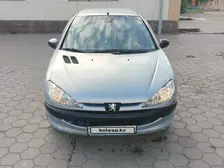 Peugeot 206, 2003