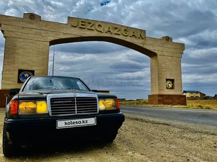 Mercedes-Benz E 200 1990 года за 700 000 тг. в Сатпаев – фото 4