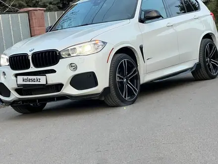 BMW X5 2017 года за 19 200 000 тг. в Алматы – фото 2