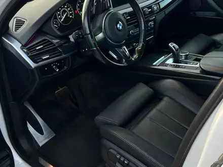 BMW X5 2017 года за 19 200 000 тг. в Алматы – фото 21