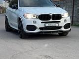 BMW X5 2017 года за 19 200 000 тг. в Алматы – фото 4
