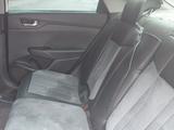 Hyundai Solaris 2018 года за 4 300 000 тг. в Актобе – фото 4