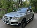 Volkswagen Touareg 2004 года за 3 750 000 тг. в Караганда – фото 10