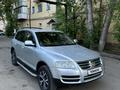 Volkswagen Touareg 2004 года за 3 750 000 тг. в Караганда – фото 3