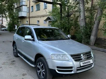Volkswagen Touareg 2004 года за 3 750 000 тг. в Караганда