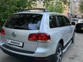 Volkswagen Touareg 2004 года за 3 750 000 тг. в Караганда – фото 7