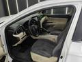 Toyota Camry 2022 года за 15 700 000 тг. в Атырау – фото 4