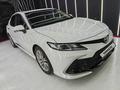 Toyota Camry 2022 года за 15 700 000 тг. в Атырау – фото 8