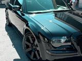 Chrysler 300C 2005 года за 9 000 000 тг. в Алматы – фото 5