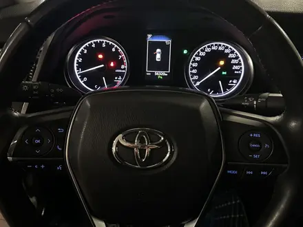 Toyota Camry 2020 года за 13 900 000 тг. в Астана – фото 5