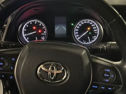 Toyota Camry 2020 года за 14 100 000 тг. в Астана – фото 7