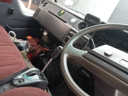 Toyota  HiAce 1994 года за 4 200 000 тг. в Алматы