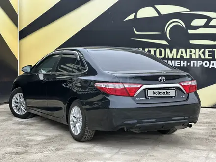 Toyota Camry 2016 года за 9 200 000 тг. в Атырау – фото 5