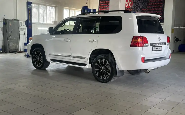 Toyota Land Cruiser 2012 годаүшін21 000 000 тг. в Алматы