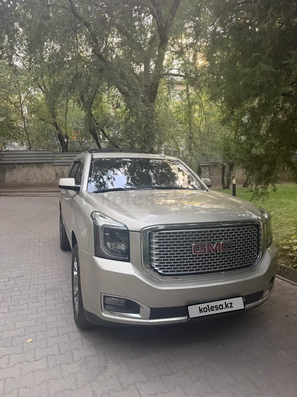 GMC Yukon, 2015