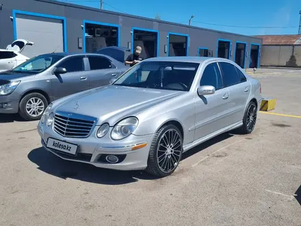 Mercedes-Benz E 320 2002 года за 5 300 000 тг. в Астана